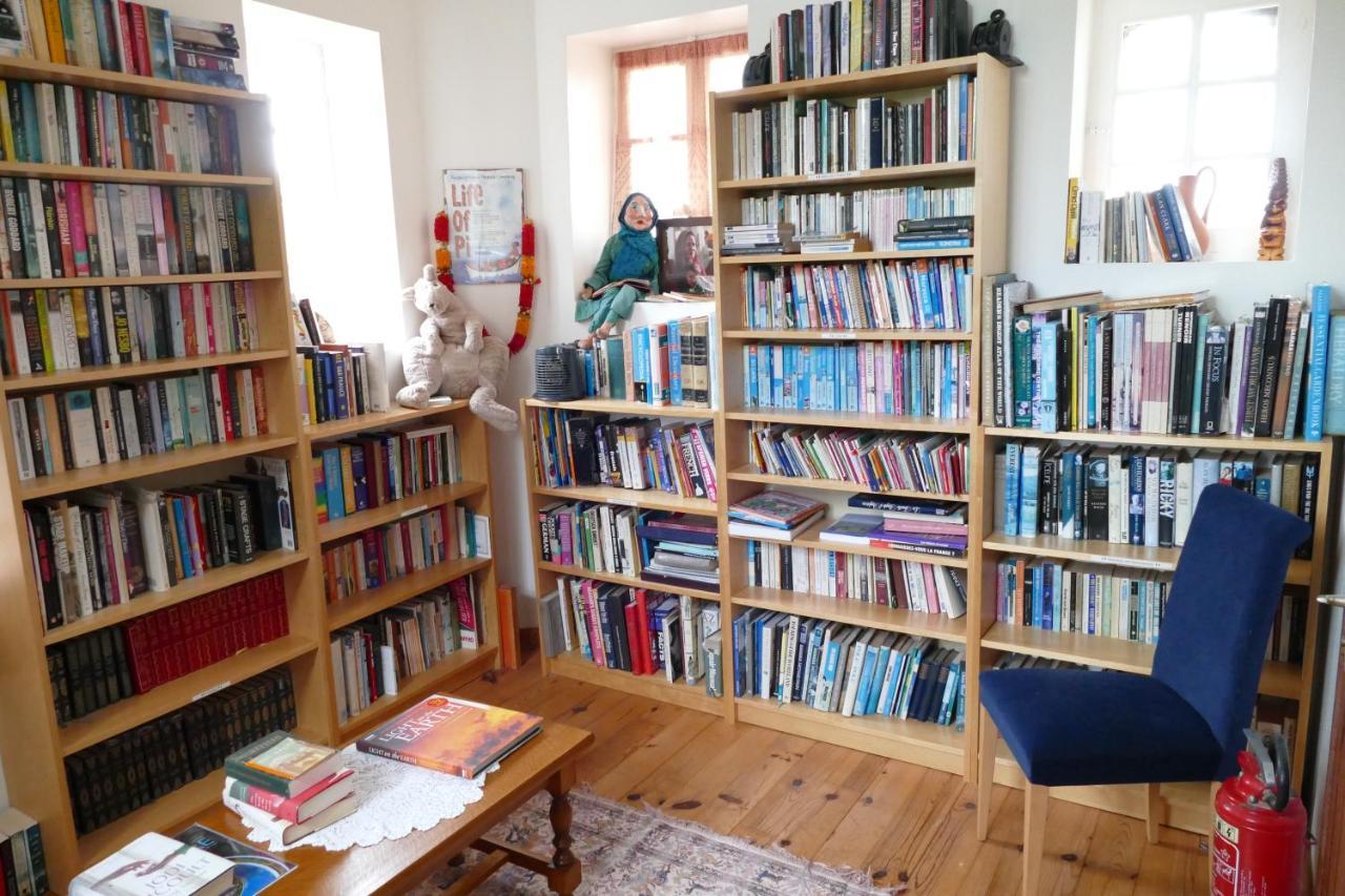Le Logis Des Quatre Puits Bed & Breakfast Neuvicq-Montguyon ภายนอก รูปภาพ