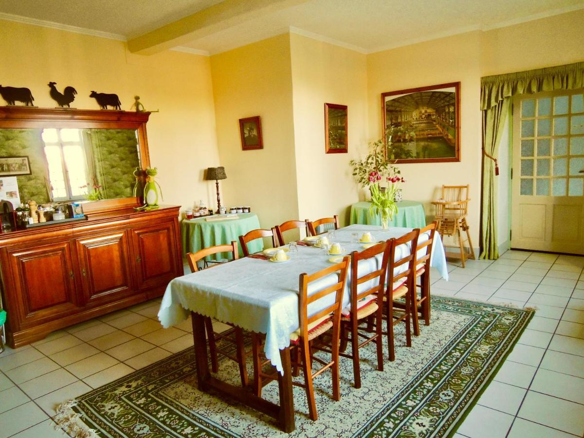 Le Logis Des Quatre Puits Bed & Breakfast Neuvicq-Montguyon ภายนอก รูปภาพ