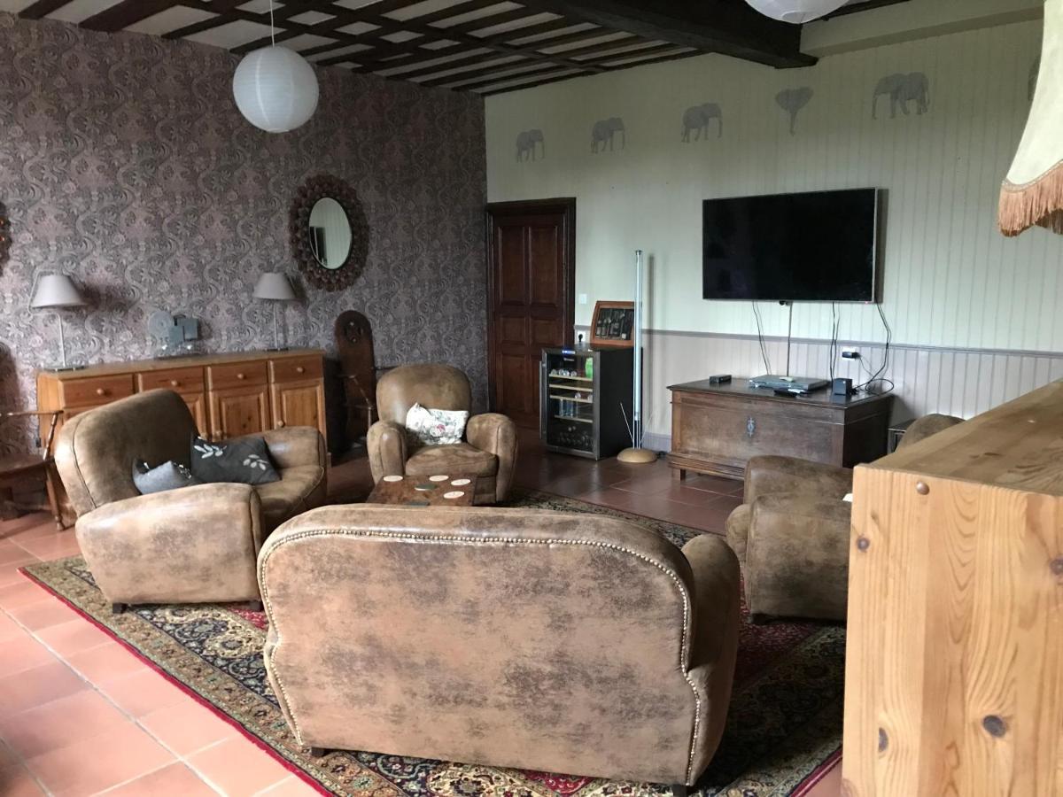 Le Logis Des Quatre Puits Bed & Breakfast Neuvicq-Montguyon ภายนอก รูปภาพ