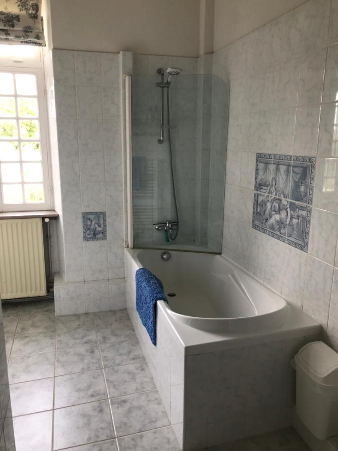 Le Logis Des Quatre Puits Bed & Breakfast Neuvicq-Montguyon ภายนอก รูปภาพ