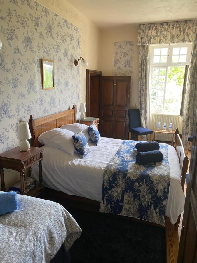Le Logis Des Quatre Puits Bed & Breakfast Neuvicq-Montguyon ภายนอก รูปภาพ